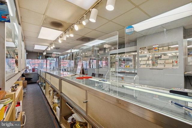 4029, 4031, 4033 LANCASTER AVE, Philadelphia, PA 19104