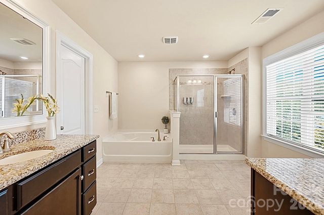 2017 Topaz Plaza, Davidson, NC 28036