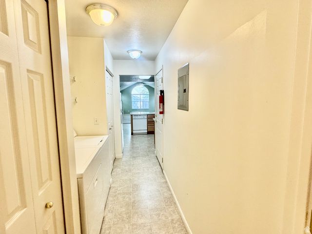 2104 W JORDAN VILLA DR, West Jordan, UT 84088