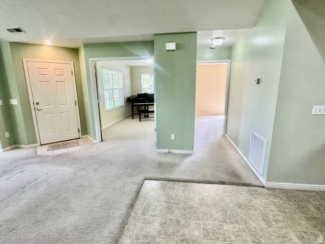2104 W JORDAN VILLA DR, West Jordan, UT 84088