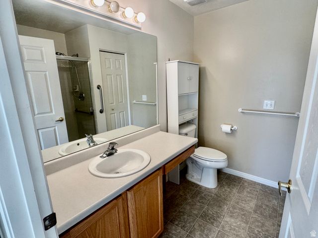 2104 W JORDAN VILLA DR, West Jordan, UT 84088