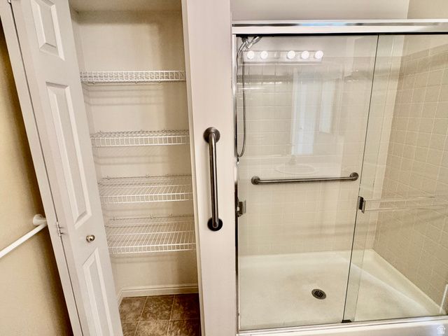 2104 W JORDAN VILLA DR, West Jordan, UT 84088