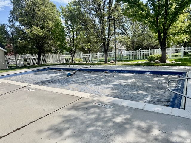 2104 W JORDAN VILLA DR, West Jordan, UT 84088