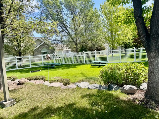 2104 W JORDAN VILLA DR, West Jordan, UT 84088