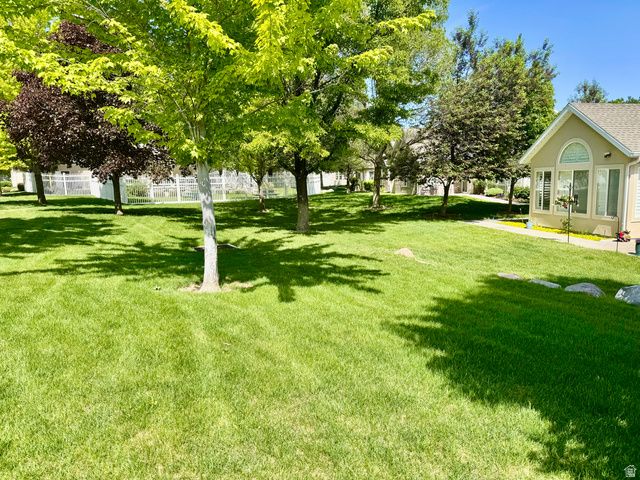 2104 W JORDAN VILLA DR, West Jordan, UT 84088