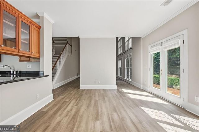 1983 Wellesley Trace, Dunwoody, GA 30338