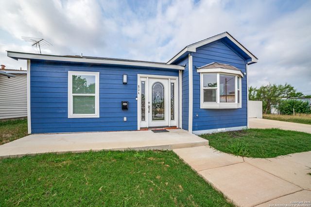 824 Elmwood, San Antonio, TX 78212