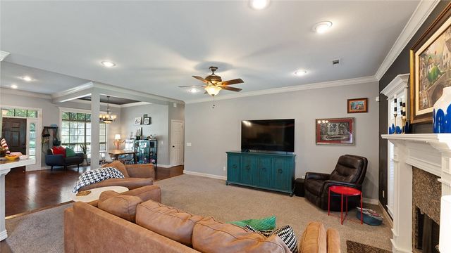 2424 Sarah Jane Lane, Fayetteville, AR 72701