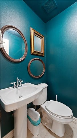 2424 Sarah Jane Lane, Fayetteville, AR 72701