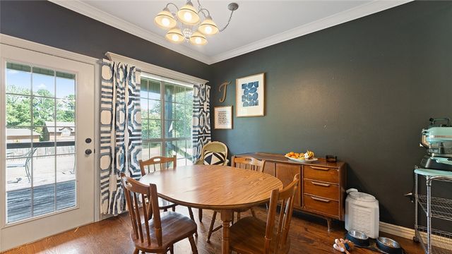 2424 Sarah Jane Lane, Fayetteville, AR 72701