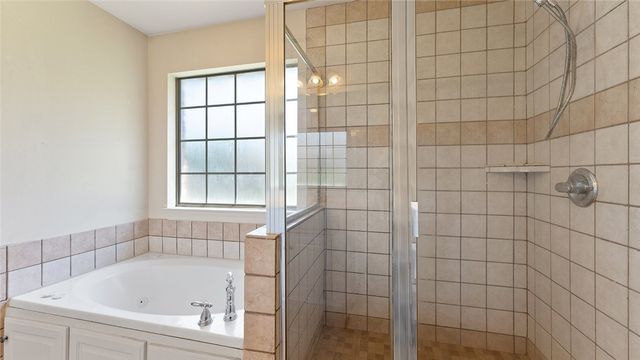 2424 Sarah Jane Lane, Fayetteville, AR 72701