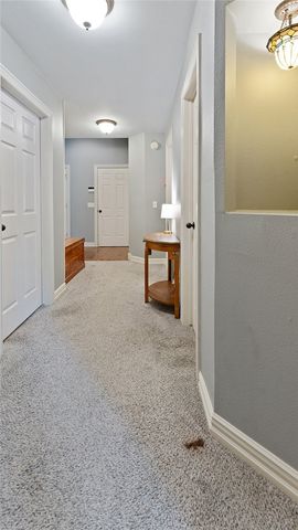 2424 Sarah Jane Lane, Fayetteville, AR 72701