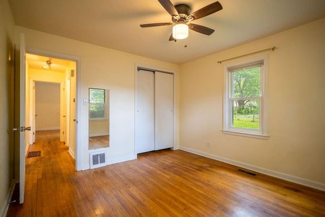 6515 SANTA FE Drive, Overland Park, KS 66202