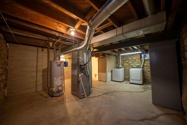 6515 SANTA FE Drive, Overland Park, KS 66202