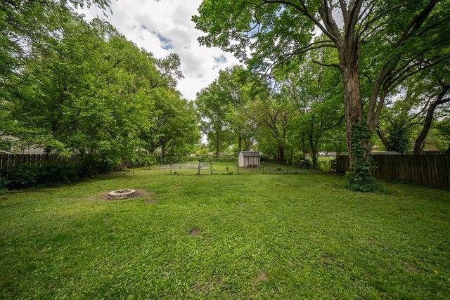 6515 SANTA FE Drive, Overland Park, KS 66202