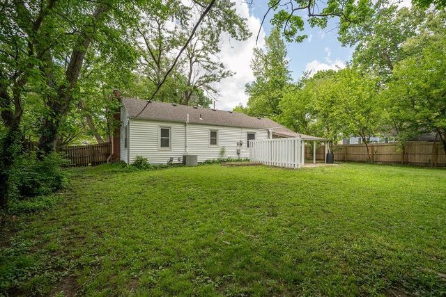 6515 SANTA FE Drive, Overland Park, KS 66202
