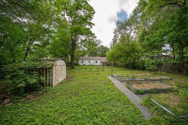 6515 SANTA FE Drive, Overland Park, KS 66202