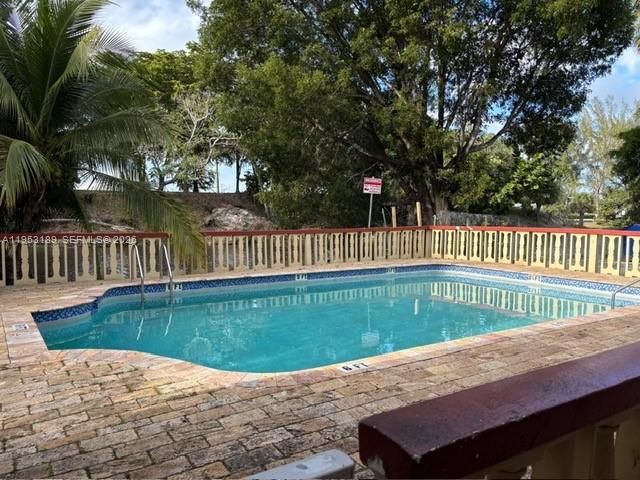 4265 NW South Tamiami Canal Dr 1-213, Miami, FL 33126