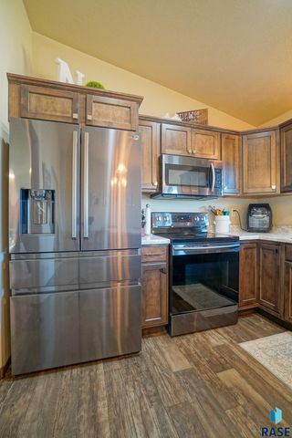 3504 E Chatham St Street, Sioux Falls, SD 57108