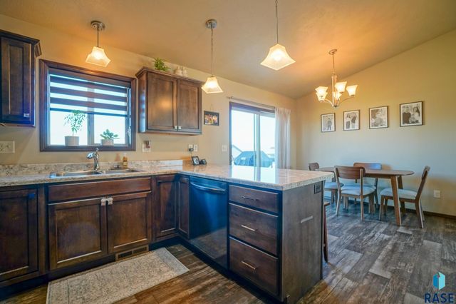 3504 E Chatham St Street, Sioux Falls, SD 57108