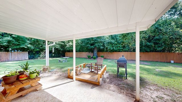 1102 Northfield Circle, Dothan, AL 36303