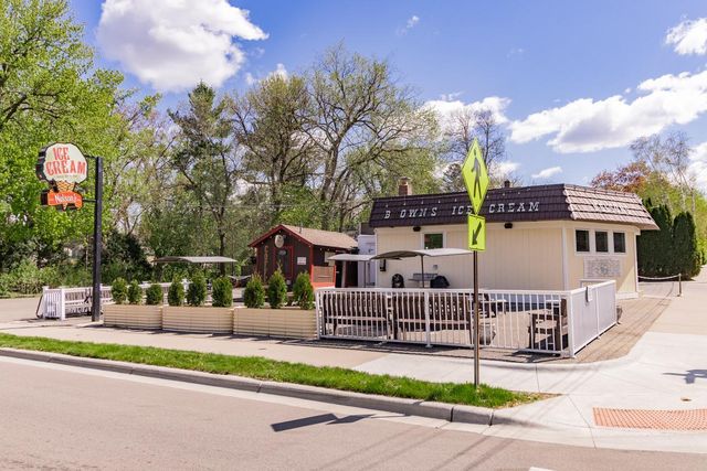 125 Greeley Street S, Stillwater, MN 55082