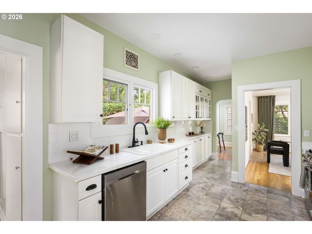 7209 Se 30TH Ave, Portland, OR 97202