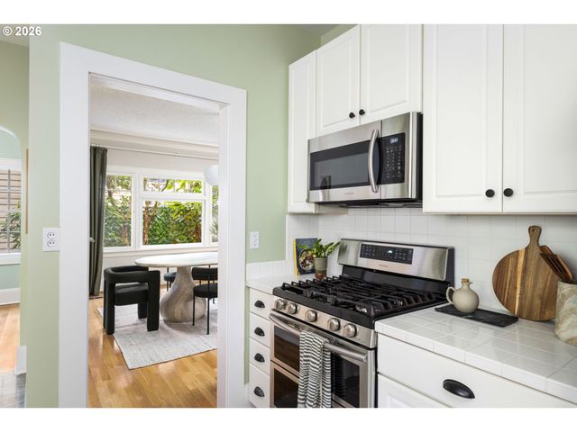7209 Se 30TH Ave, Portland, OR 97202