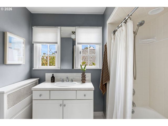 7209 Se 30TH Ave, Portland, OR 97202
