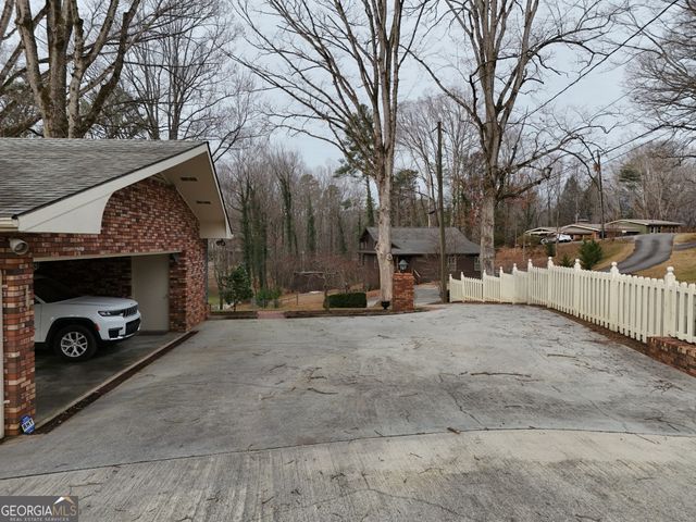 52 Starling Hill Lane, Clayton, GA 30525