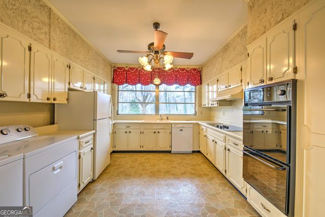 52 Starling Hill Lane, Clayton, GA 30525