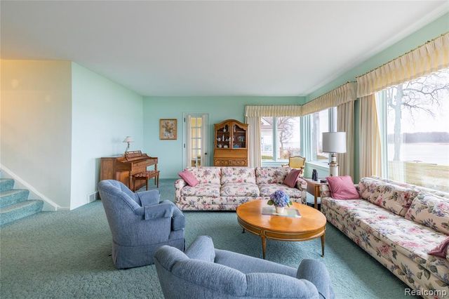 29863 East River Road, Grosse Ile, MI 48138