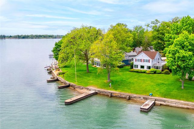 29863 East River Road, Grosse Ile, MI 48138