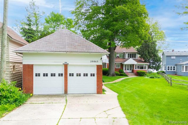29863 East River Road, Grosse Ile, MI 48138