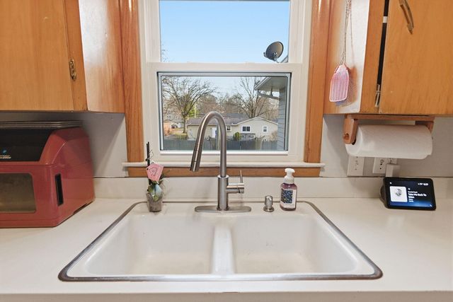 2610 HIGHLAND DR, Columbia, MO 65203