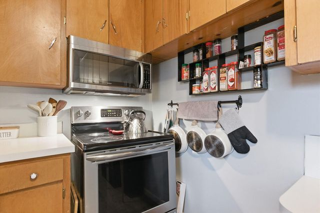 2610 HIGHLAND DR, Columbia, MO 65203