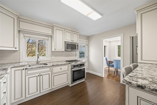 5 Lynne Court, Suffern, NY 10901