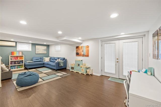 5 Lynne Court, Suffern, NY 10901