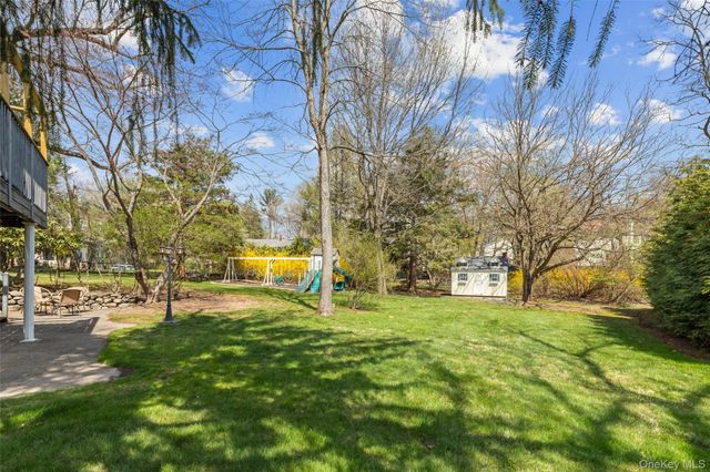 5 Lynne Court, Suffern, NY 10901