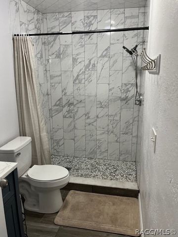 1801 E Evelyn Street, Hernando, FL 34442