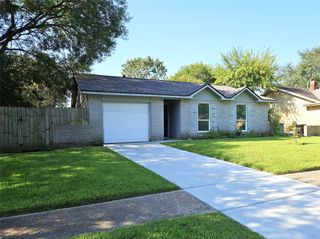 2513 Knoxville Drive, League City, TX 77573