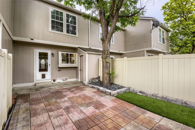 9709 W Chatfield Avenue E, Littleton, CO 80128