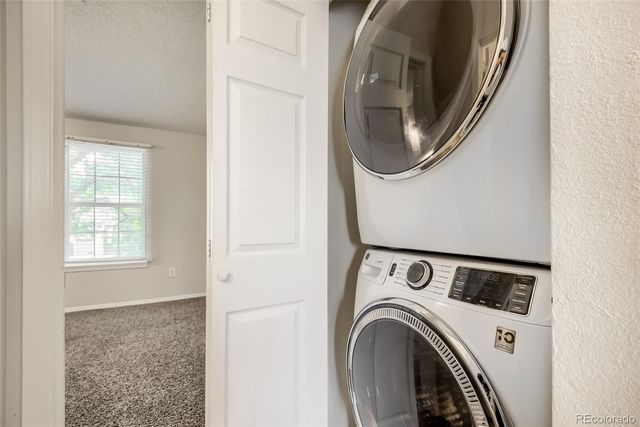 9709 W Chatfield Avenue E, Littleton, CO 80128