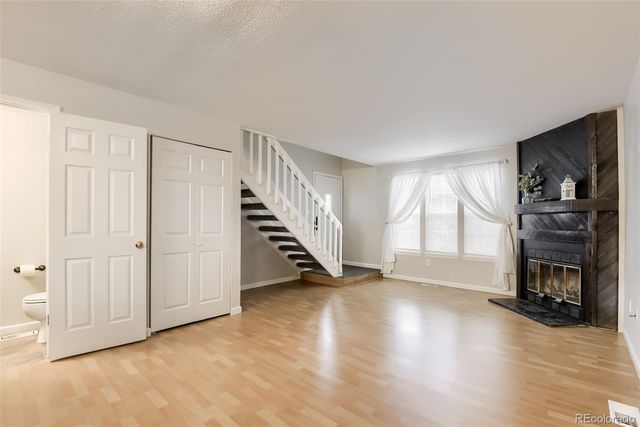 9709 W Chatfield Avenue E, Littleton, CO 80128
