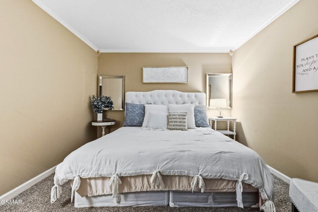 2655 High Valley Drive, Pigeon Forge, TN 37863