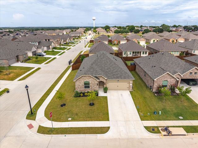 326 Texas Trail, Justin, TX 76247