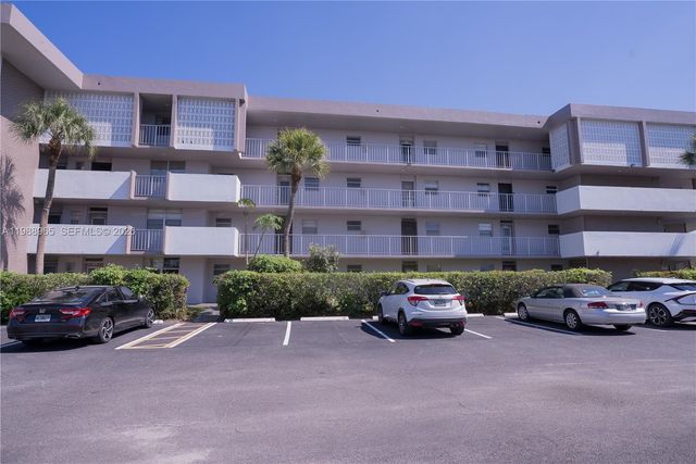 2800 NW 47th Terrace 103B, Lauderdale Lakes, FL 33313