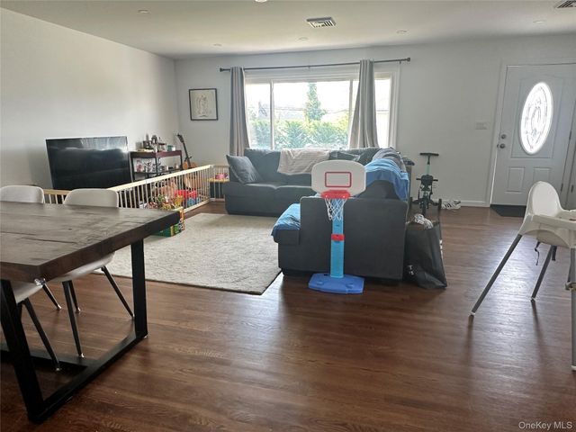 1741 Warren Place, Merrick, NY 11566
