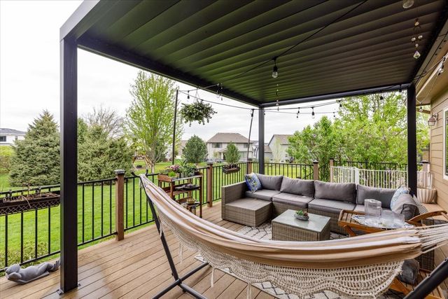 2944 NW 167th Street, Clive, IA 50325