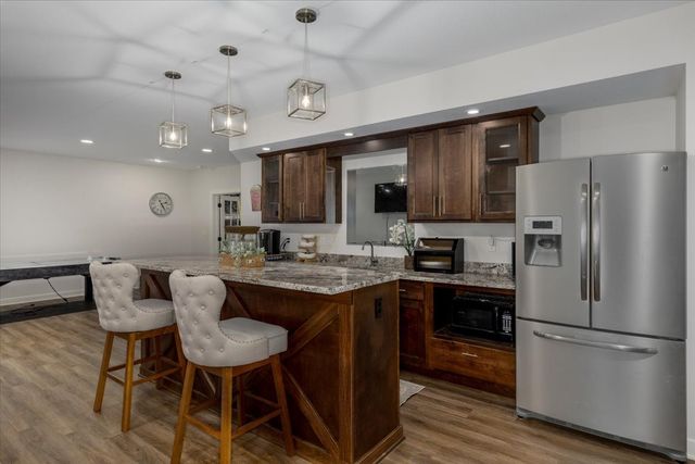 2944 NW 167th Street, Clive, IA 50325